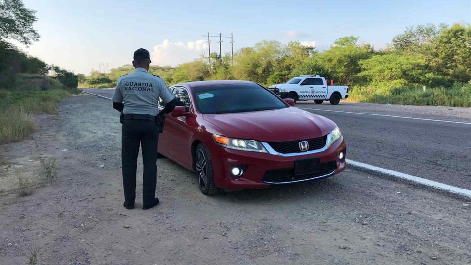 Ubica GN 6 unidades robadas y asegura mariguana