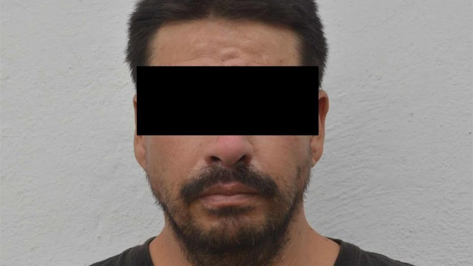 Escandalizaba en una calle y resultó con orden de aprehensión Escandalizaba en una calle y resultó con orden de aprehensión
