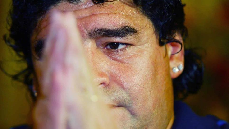 Maradona, una vida marcada por sus problemas de salud y sus adicciones