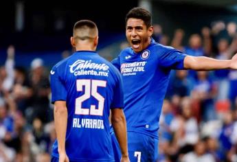 El Cruz Azul “atropella” con 4-0 a los Pumas UNAM y pone un pie en la final