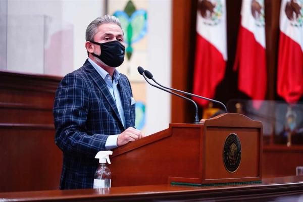 Tatiana Clouthier no debe de ser sumisa a las órdenes de AMLO: Villalobos