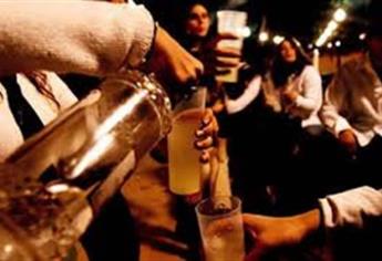 Llama Salud a no abusar del alcohol en diciembre