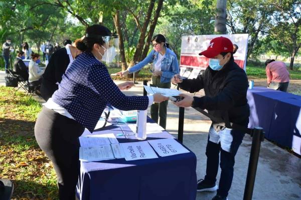 Anuncian 235 plazas para hospitales de Sinaloa