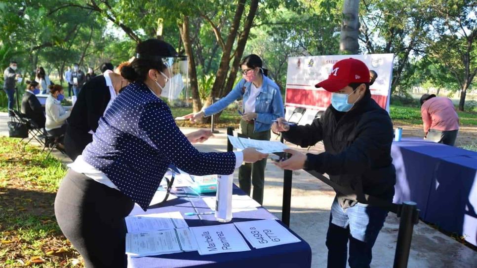 Anuncian 235 plazas para hospitales de Sinaloa