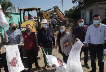 Inician obra de pavimentación en Potrerillos del Norote, Elota