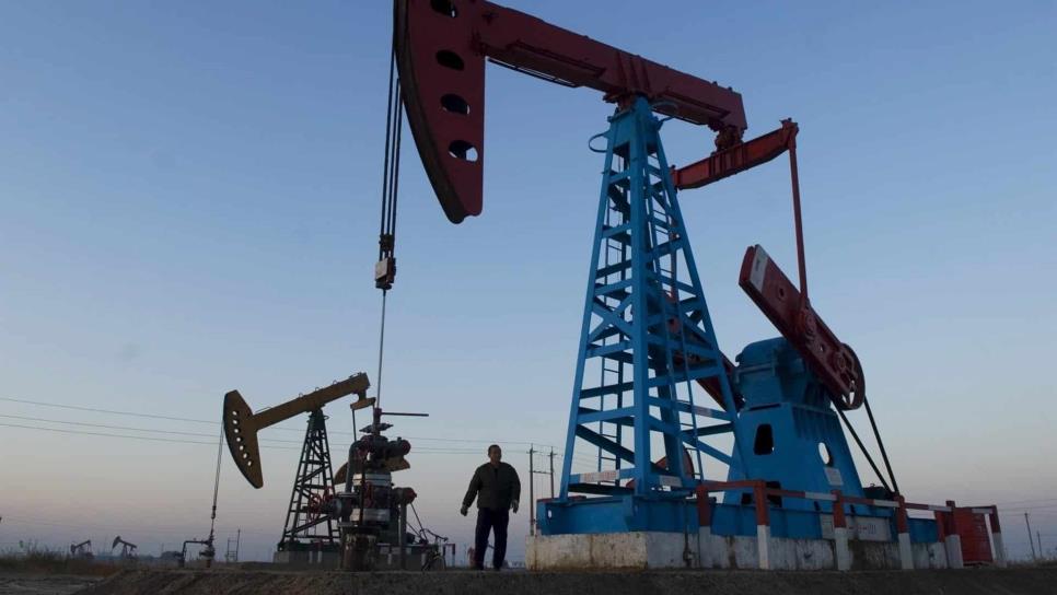 El petróleo de Texas abre con una bajada del 1,77 %, hasta 47,12 dólares