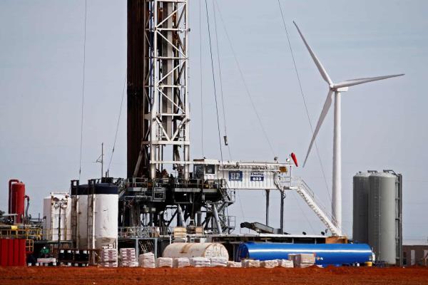 El petróleo de Texas abre con un alza del 1,78 %, hasta los 48,47 dólares
