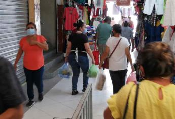 Sigue el uso de bolsas y popotes de plástico no biodegradable en Mazatlán