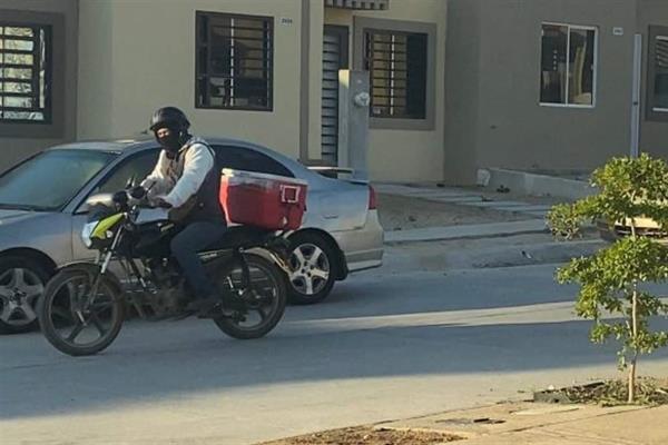 Piden no comprar tortillas a motos repartidoras