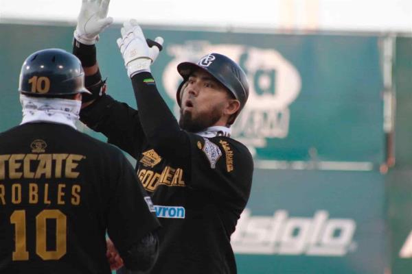 Jesse Castillo brilla con su defensa y es Guante de Oro