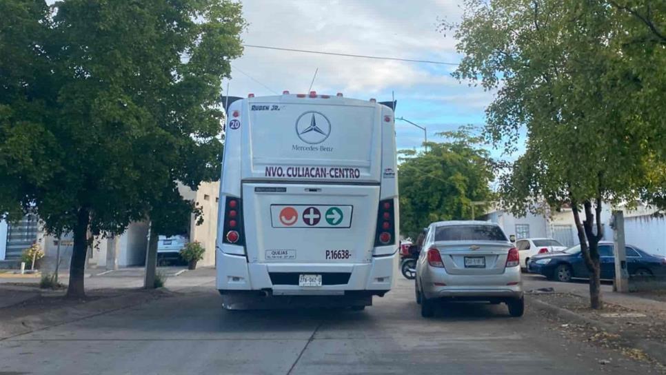 Camioneros piden que se lleven a barandillas a usuarios sin cubrebocas