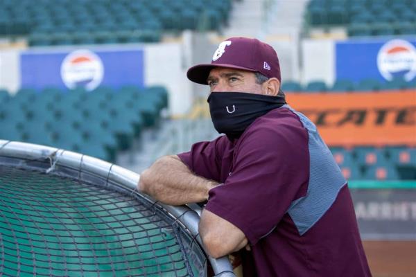 Mánager guinda reconoce el pitcheo de Naranjeros