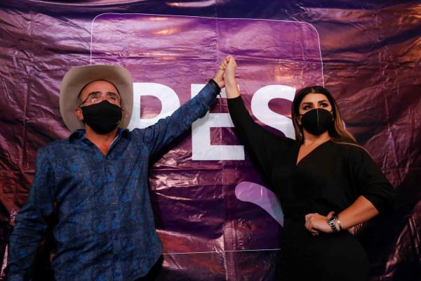 Vicente Fernández Jr. anuncia su candidatura a diputado en México