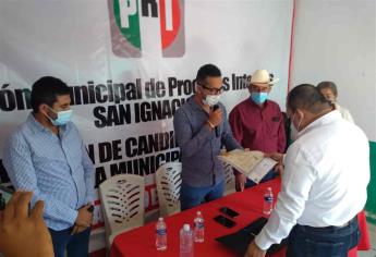 Se registran precandidatos del PRI a presidencias municipales