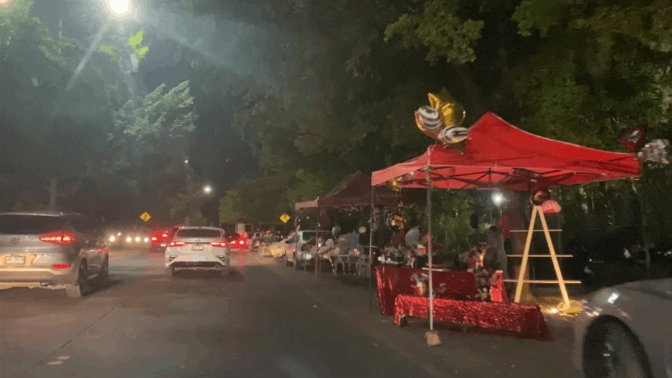 Vendedores de globos y obsequios se colocaron en el Malecón sin permisos