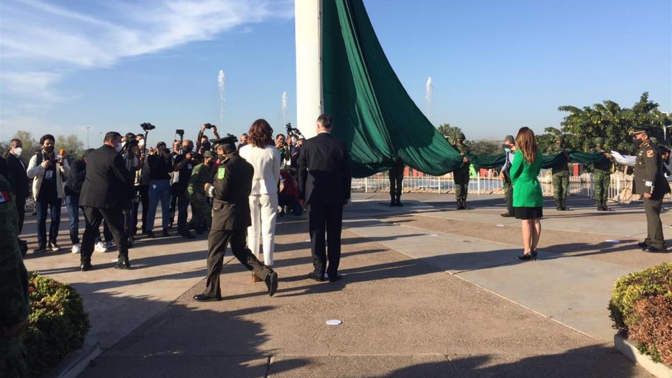 Conmemoran el Día de la Bandera en Culiacán