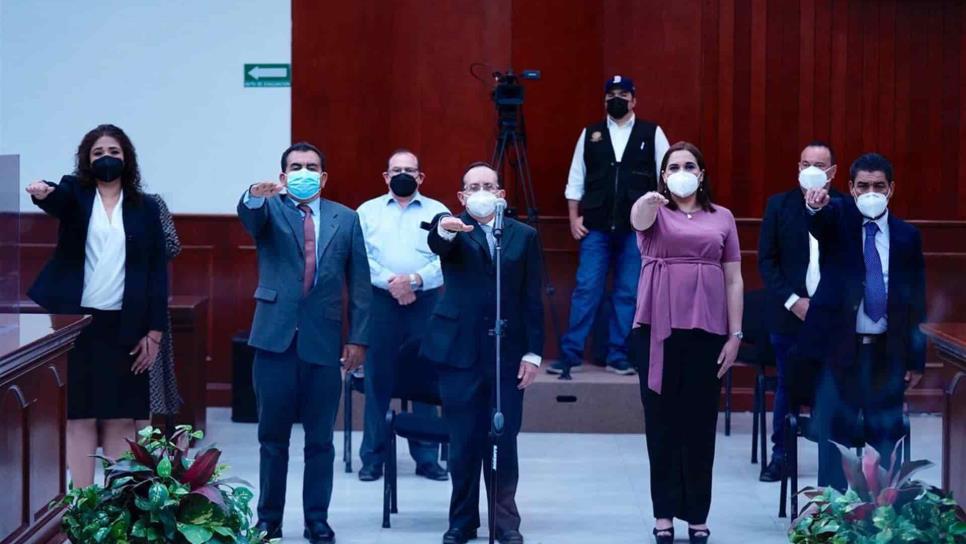 Toman protesta 5 diputadas y diputados suplentes en el Congreso de Sinaloa Toman protesta 5 diputadas y diputados suplentes en el Congreso de Sinaloa