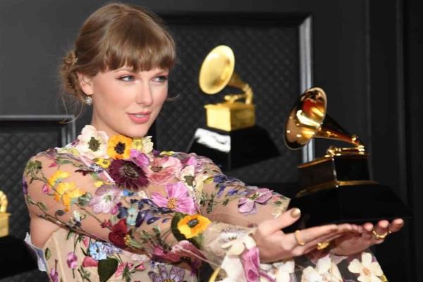 Taylor Swift y Beyoncé hacen historia en los Grammy