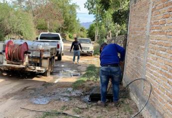 Avanzan los trabajos de desazolve de drenaje en la cabecera municipal de Choix