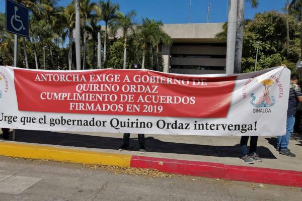 Antorchistas aseguran que se sienten burlados por Gobierno del Estado