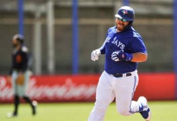 Alejandro Kirk impresiona a los Azulejos de Toronto