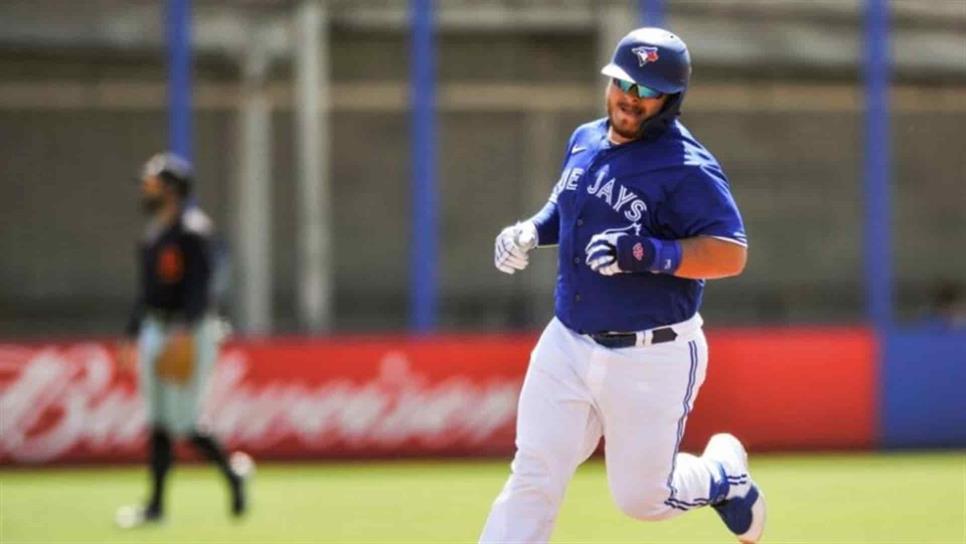 Alejandro Kirk impresiona a los Azulejos de Toronto