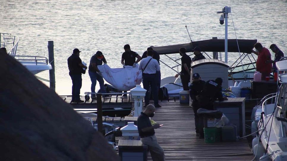 Dos muertos al caer una avioneta en una zona turística de Cancún