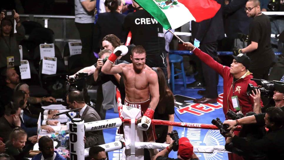 El Canelo Álvarez encabeza peleas de mexicanos por títulos mundiales