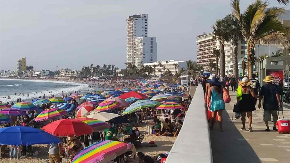 Mazatlán y Culiacán en alerta por Covid-19; autoridades tratan de evitar cierre de negocios