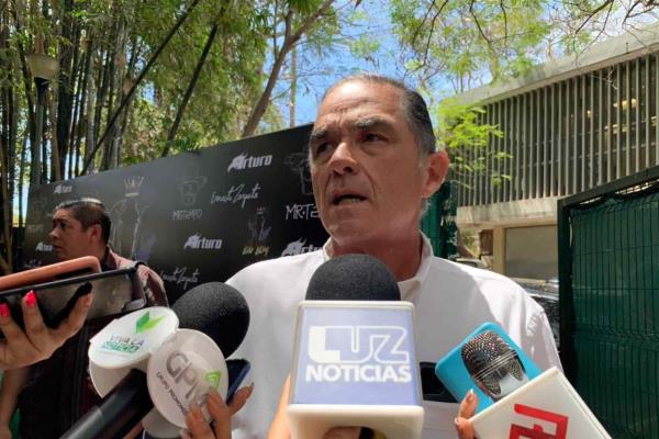 “Leyes prohibitivas no son buenas”: Ernesto Zazueta, a favor de tauromaquia