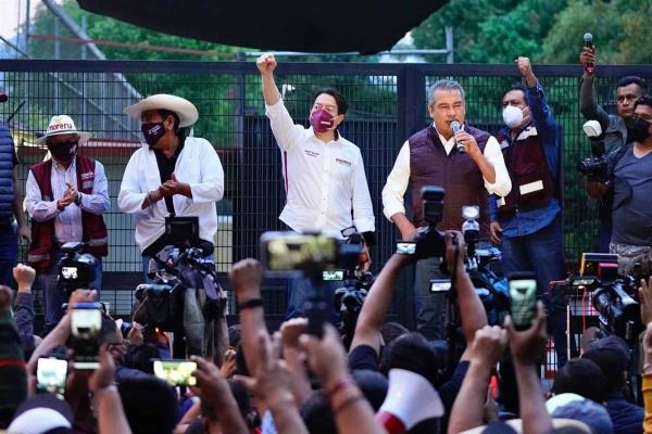 Lorenzo Córdova convirtió al INE en una cueva de ladrones: Mario Delgado