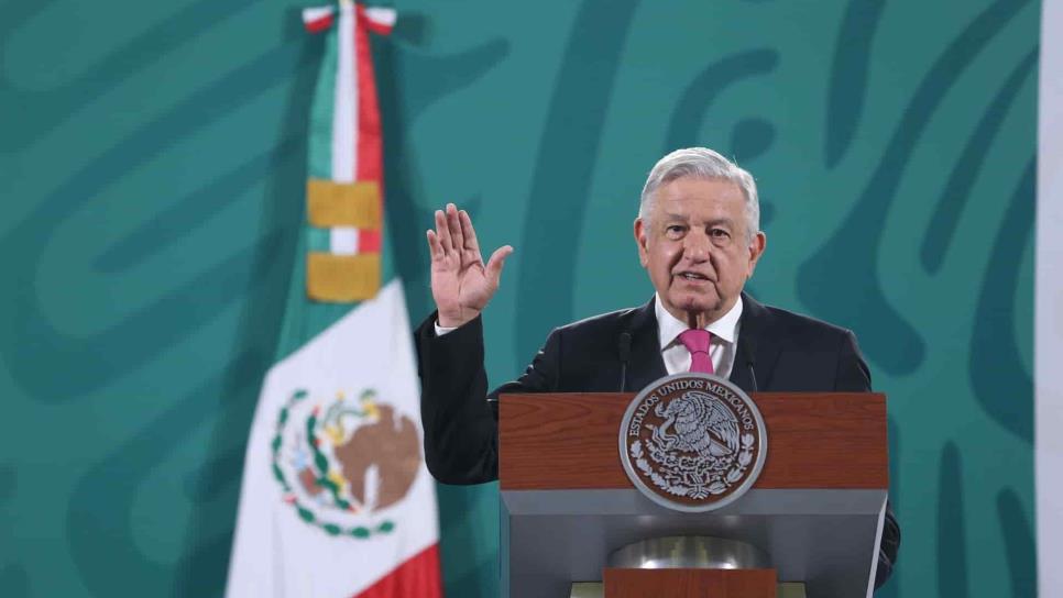 López Obrador pide combatir al Instituto Electoral de manera pacífica