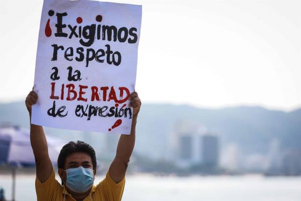 WJP detecta un retroceso en los contrapesos y la libertad de prensa en México