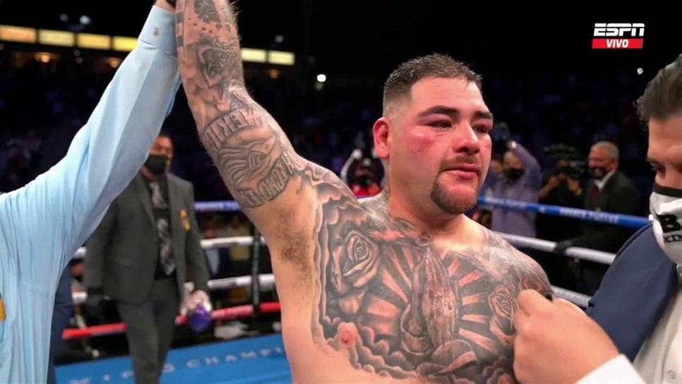 Andy Ruiz se recupera de una caída y vence a Chris Arreola por voto unánime