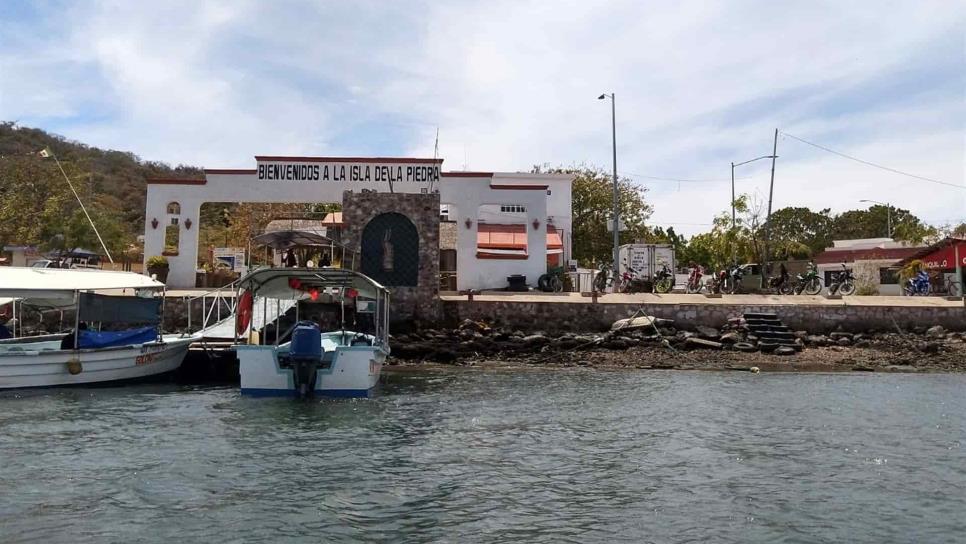 Sin escrituras de vivienda más de 500 familias de la isla de La Piedra