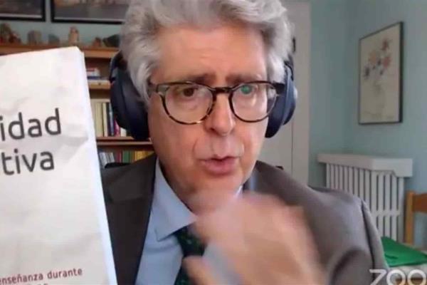 Presentan libro ”Una calamidad educativa”