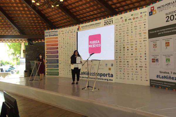 Firman candidatos a la gubernatura el Pacto por la Primera Infancia