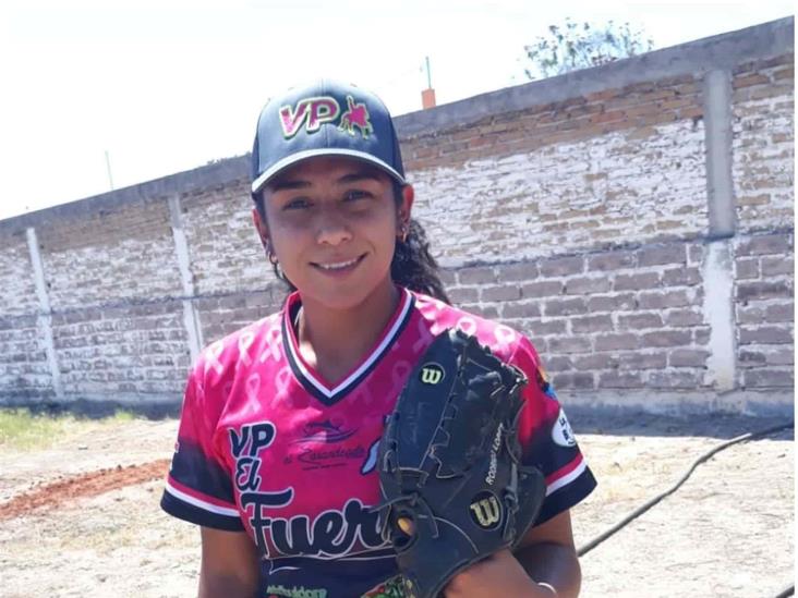Rossy del Castillo debuta con derrota en la Clemente Grijalva Rossy del Castillo debuta con derrota en la Clemente Grijalva