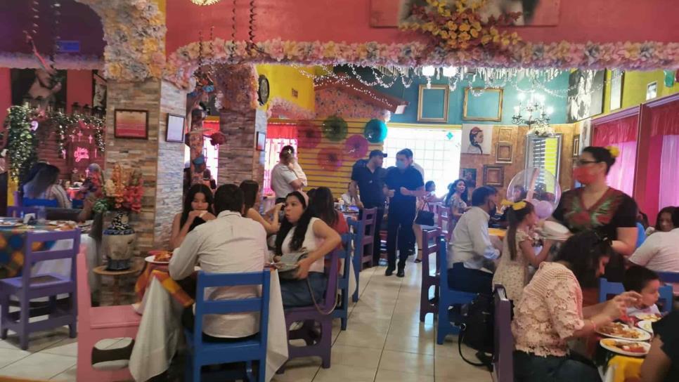 Aforo del 10 de mayo «se les escapa de las manos» a restauranteros