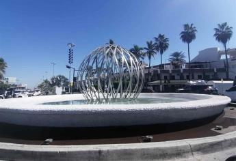 Sin funcionar hace 4 meses fuente de la glorieta “La Perla de Pacífico” 