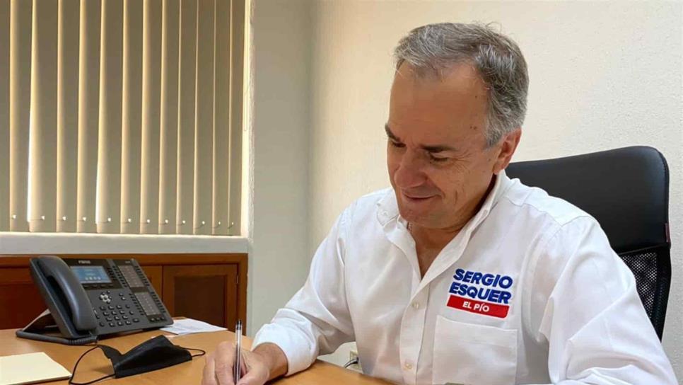 Firma Sergio Esquer pacto por la primera infancia