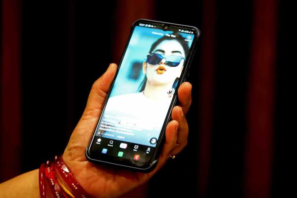 Denuncian extorsión a mujeres a través de redes sociales por fotografías íntimas