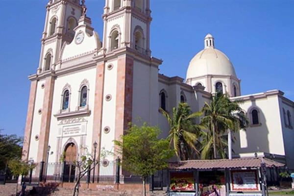Sacerdotes no deben promover a candidatos en templos: Diócesis de Culiacán