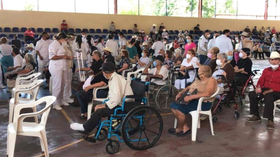 En Sinaloa hay 10 municipios con módulos de vacunación contra Covid-19 activos