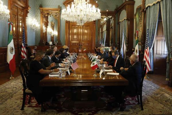 López Obrador: fue tan buena la reunión con Harris que le dije presidente