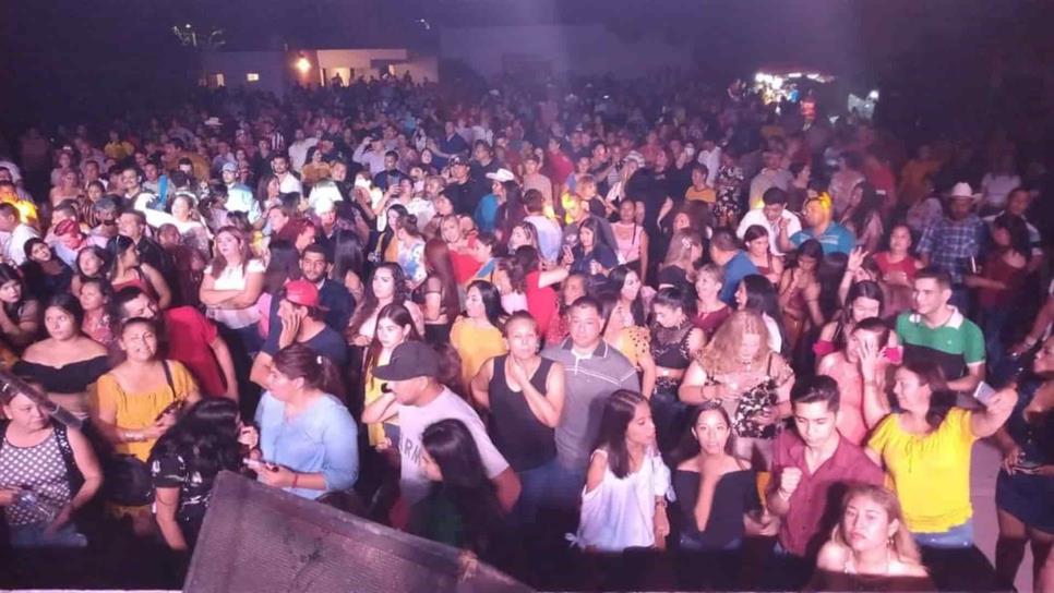 Critican que baile en la Villa de Ahome no contó con medidas anticovid