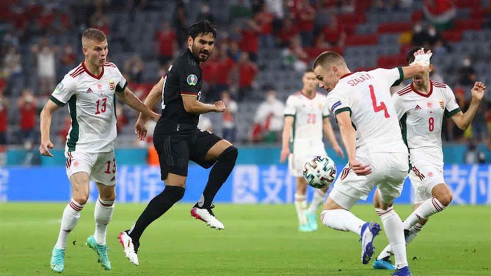 Alemania rescata el empate y avanza a los octavos de final