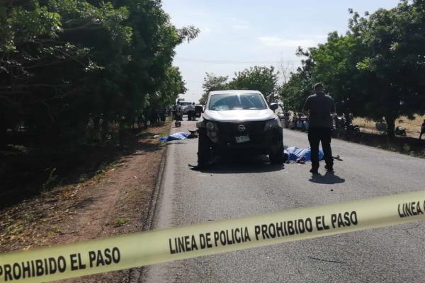 Dos hombres mueren arrollados en Villa Juárez, Navolato