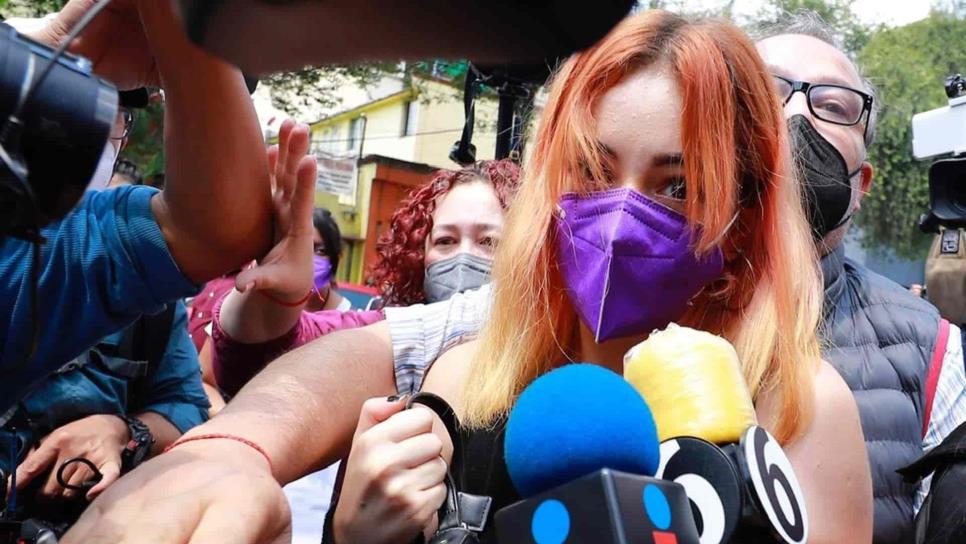 Ordenan juicio contra la youtuber mexicana YosStop por pornografía infantil