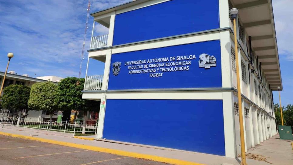 Reacredita CONAIC a Licenciatura en Informática de la UAS en Guamúchil